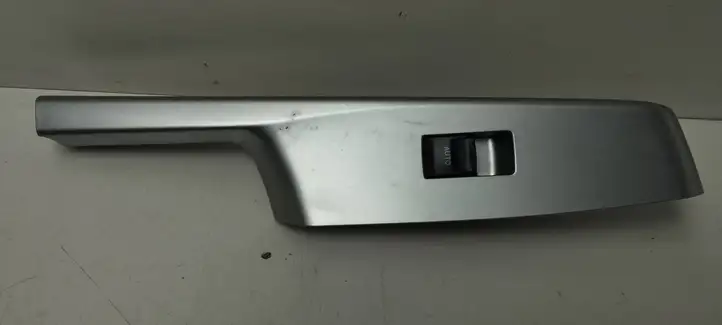 Toyota Prius (XW30) (2009 - 2015) 7427147070 Блок кнопок стеклоподъемников — фото 1