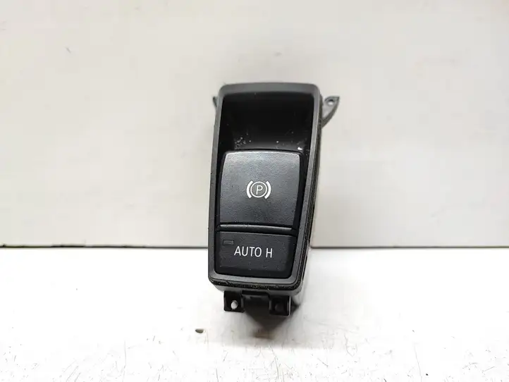 BMW X5 E70 (2006 - 2013) 9148508 Кнопка ручного тормоза — фото 1