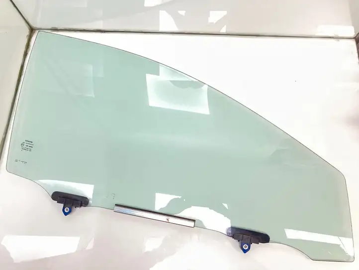 Toyota Auris E180 (2012 - 2018) 43R00049 Стекло передней двери — фото 1