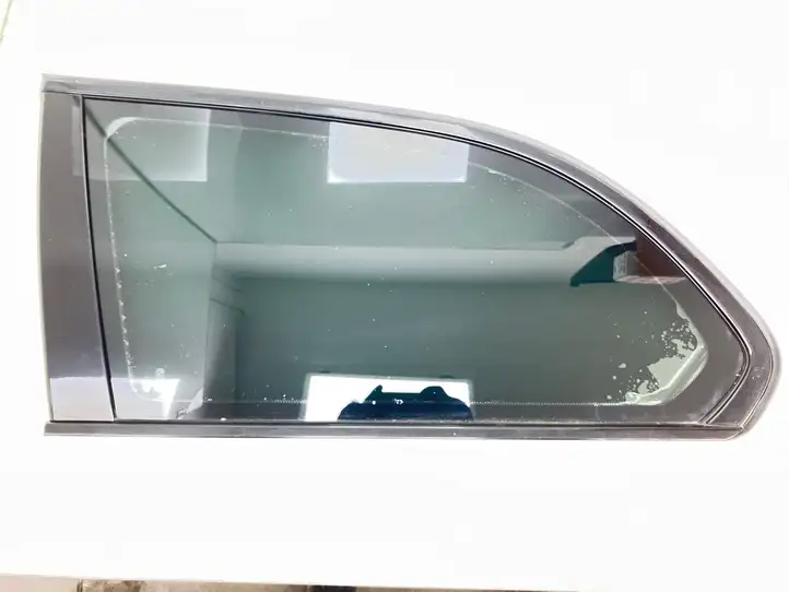 BMW 5 E60 E61 (2004 - 2010) 43R007951 Заднее боковое стекло — фото 1