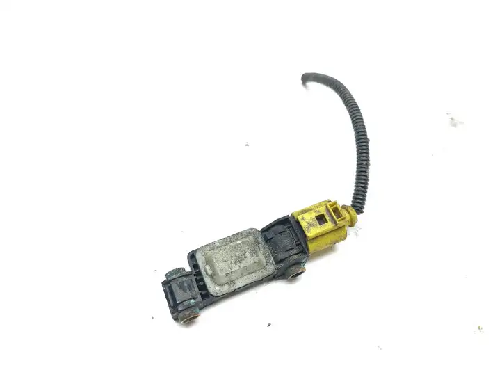 Audi A4 S4 B7 8E 8H (2004 - 2009)  8E0959651B Датчик удара SRS