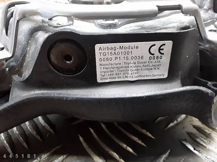 Toyota RAV 4 (XA20) (2000 - 2005) TG15A01001 Подушка безопасности руля — фото 3