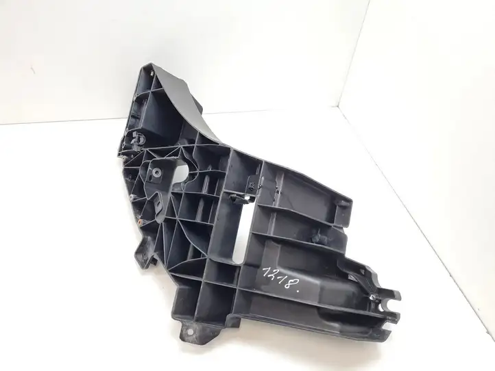 Tesla Model X (2015 - 2021) 104361200F Кронштейн передней фары — фото 5