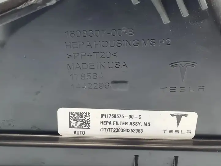 Tesla Model S (2021 - ) 160830700B Прочие детали салона — фото 6