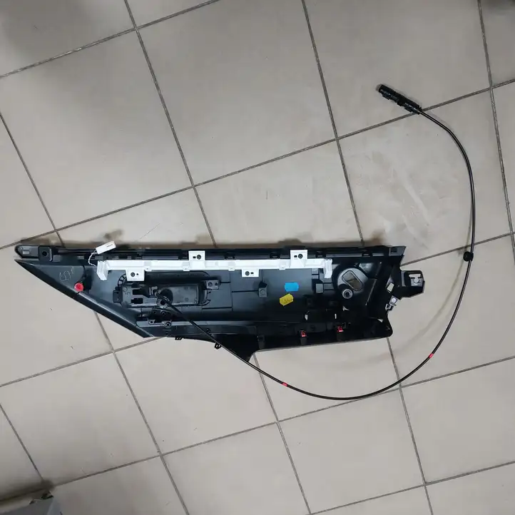 Toyota Corolla E210 E21 (2018 - ) 6473402160 Прочие детали салона — фото 5