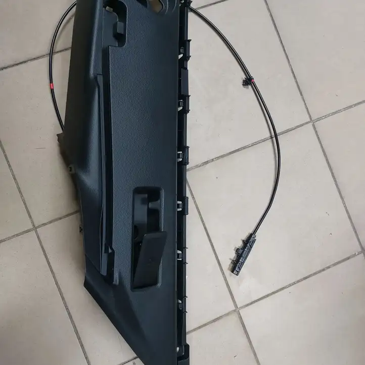 Toyota Corolla E210 E21 (2018 - ) 6473402160 Прочие детали салона — фото 6