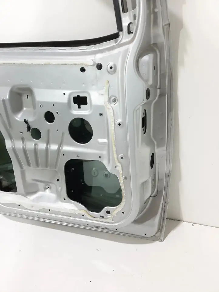 Opel Combo C (2011 - 2017) Дверь — фото 9