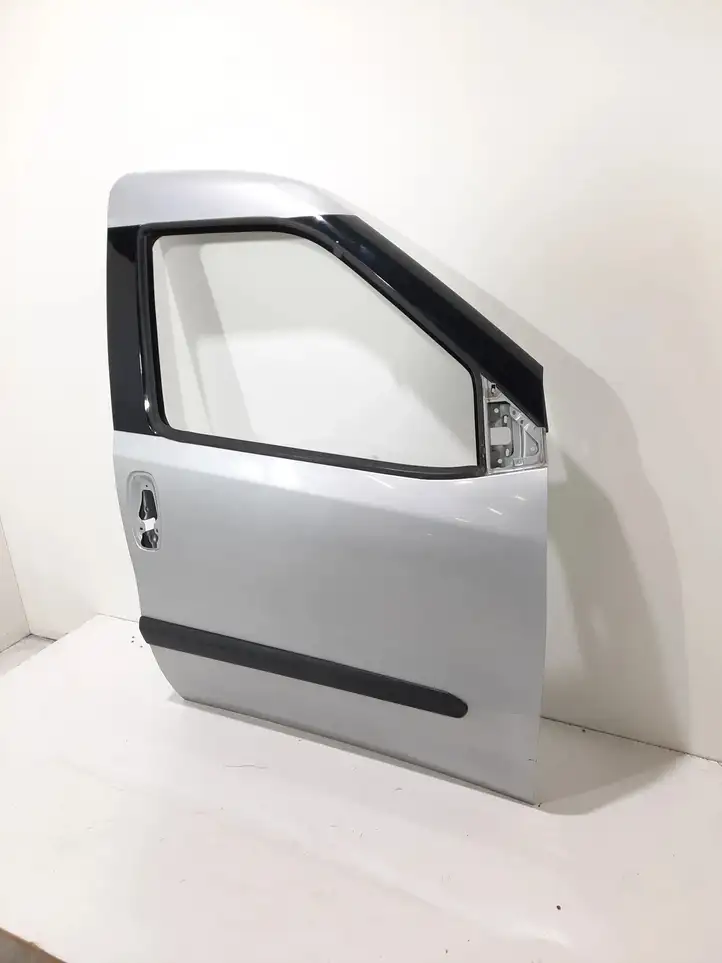 Opel Combo C (2011 - 2017) Дверь — фото 1