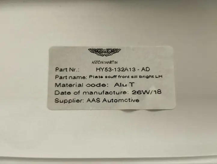 Aston Martin DB11 (2016 - ) HY53132A13AD Внутренняя отделка переднего порога — фото 1