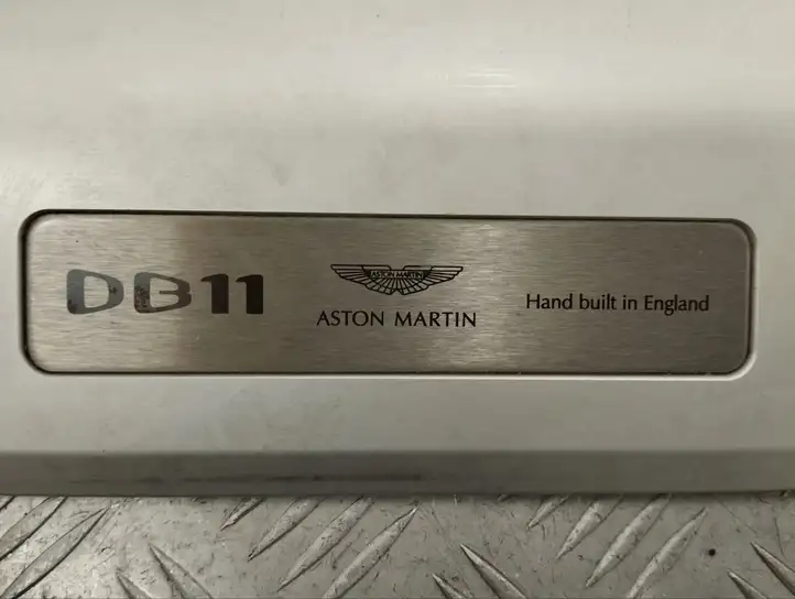 Aston Martin DB11 (2016 - ) HY53132A12AD Внутренняя отделка переднего порога — фото 5