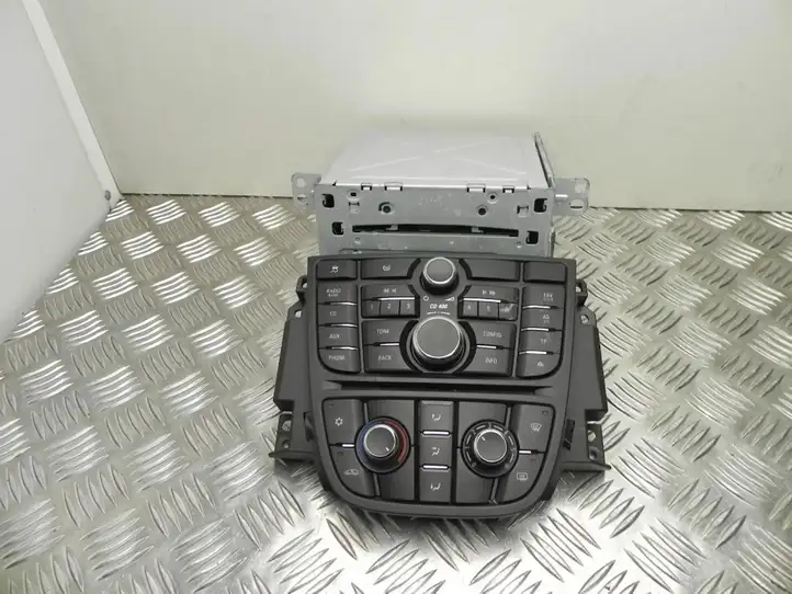 Opel Meriva B (2010 - 2014) 13336631 Магнитола / мультимедийная система — фото 1