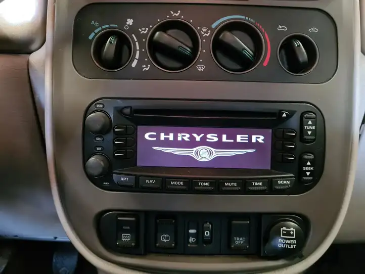 Chrysler PT Cruiser (2000 - 2010) BE6802 Магнитола / мультимедийная система — фото 3