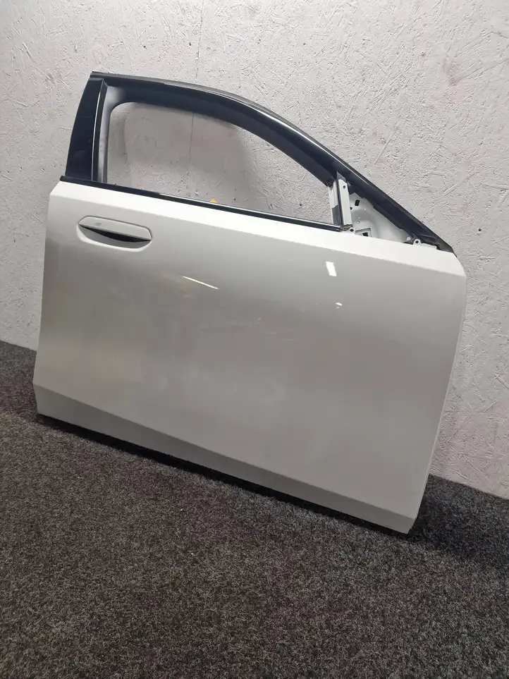 BMW i5 G60 (2023 - ) Дверь — фото 4