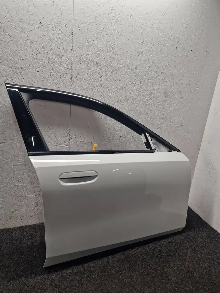 BMW i5 G60 (2023 - ) Дверь — фото 11