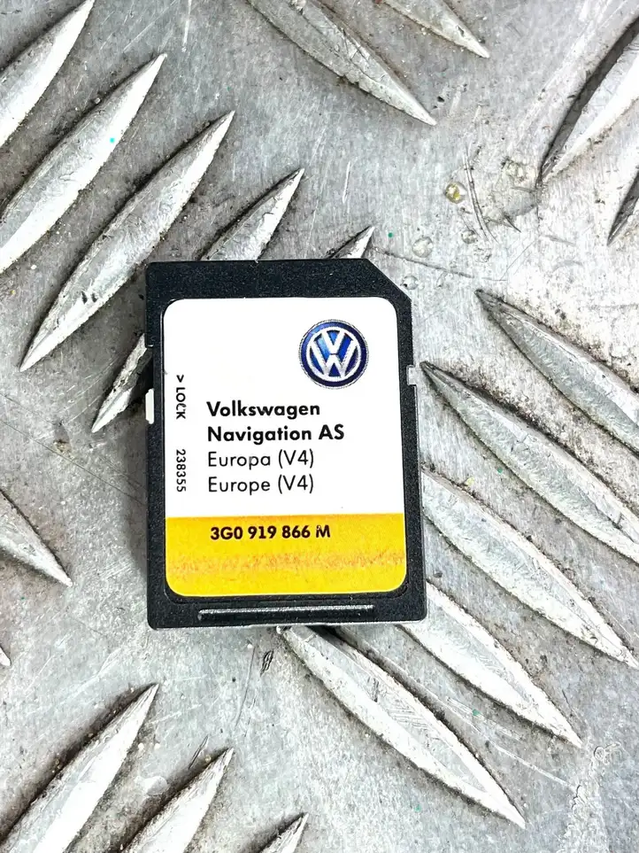 Volkswagen e-Golf (2017 - ) 3G0919866M Навигационные карты CD/DVD — фото 1