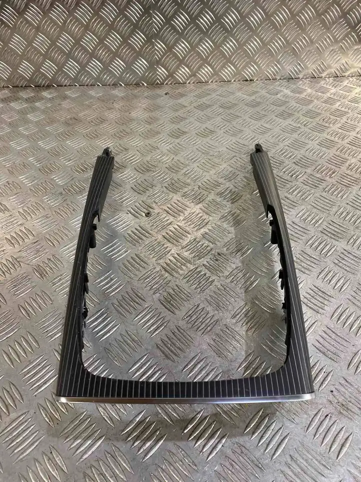 Audi A6 Allroad C7 (2014 - 2018) 4G0864261AA Прочие детали салона — фото 1
