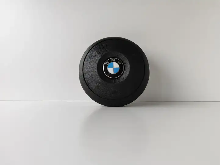 BMW 5 E60 E61 (2004 - 2010) 6067304 Подушка безопасности руля — фото 2