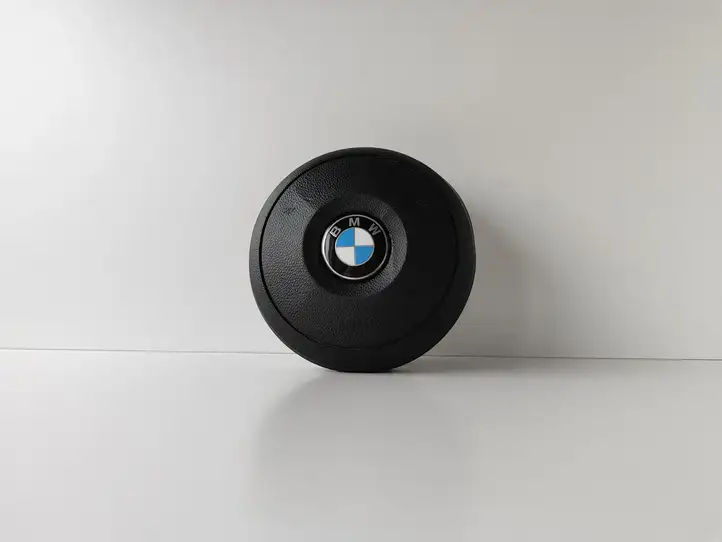 BMW 5 E60 E61 (2004 - 2010) 6067304 Подушка безопасности руля — фото 3