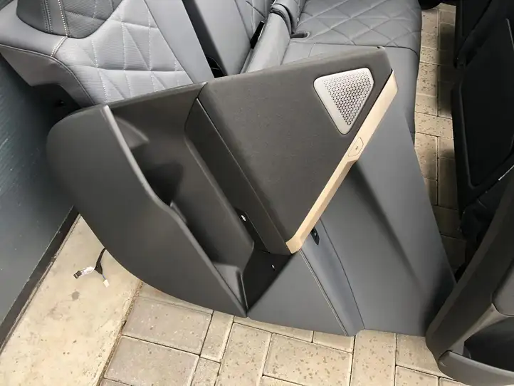 BMW iX (2021 - ) Комплект салона — фото 6