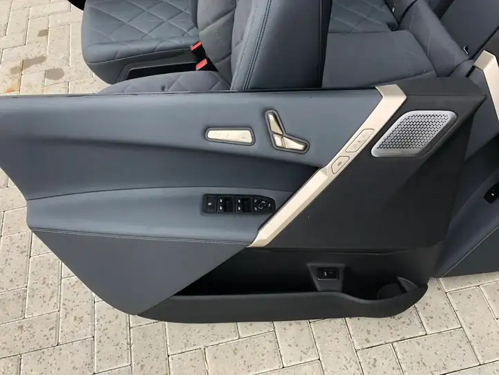 BMW iX (2021 - ) Комплект салона — фото 8