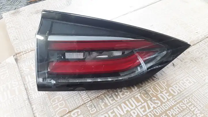 Renault Espace - Grand espace V (2014 - 2019) 265550227R Задний фонарь в крышке багажника — фото 1