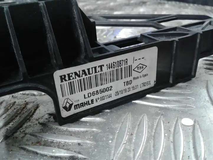 Opel Vivaro (2014 - 2018) 144610871R Кронштейн панели радиатора — фото 2