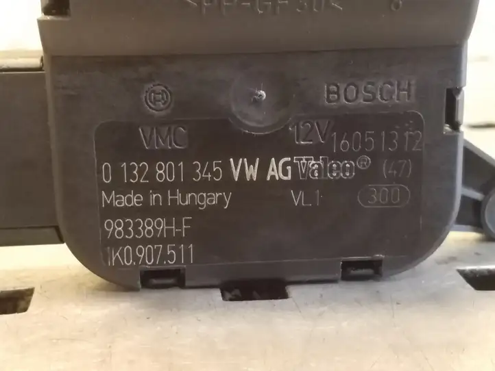 Skoda Yeti (5L) (2013 - 2018) 1K0907511 Двигатель задвижки потока воздуха — фото 2