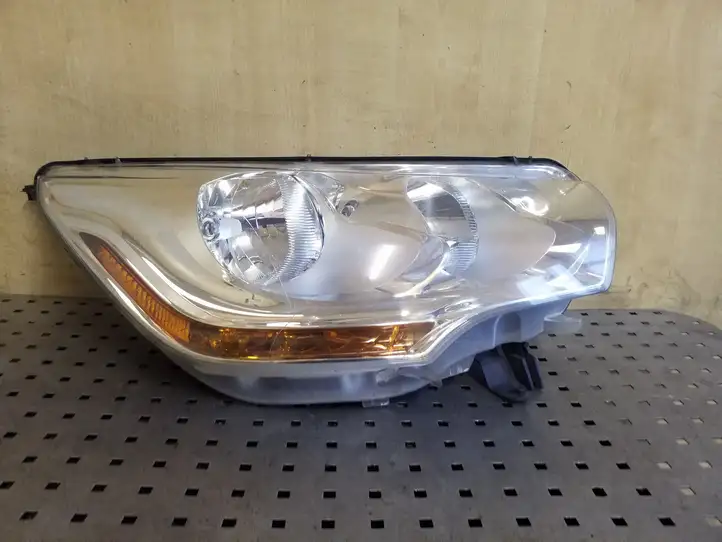 Citroen DS4 (2010 - 2016) 9674903680 Передняя фара — фото 1