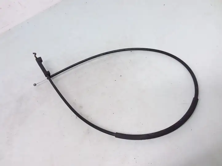 Audi A3/S3 8P (2004 - 2008)  8P2823531C Трос замка капота