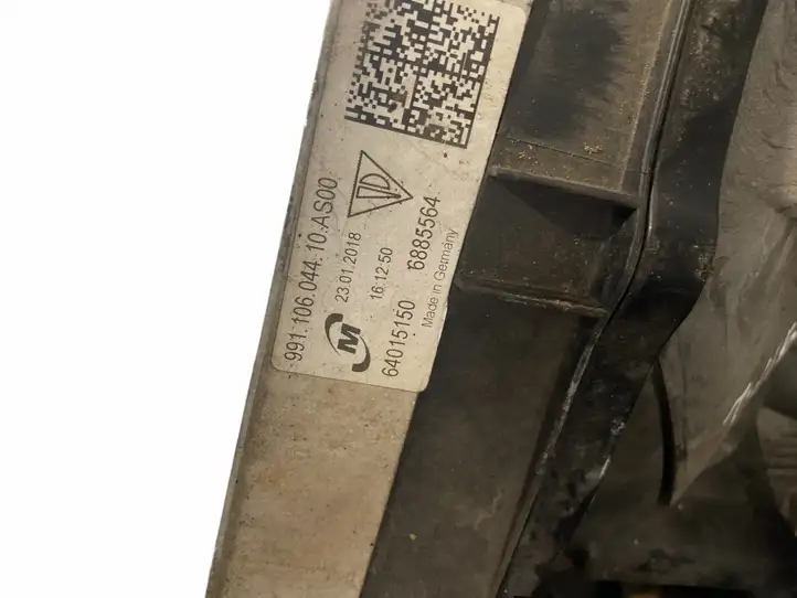 Porsche 911 991 (2011 - 2019) 99110604410 Радиатор охлаждающей жидкости двигателя — фото 2