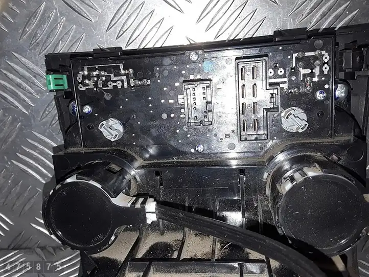 Isuzu D-Max (2012 - 2019) 8980526444 Блок управления климат-контролем — фото 6