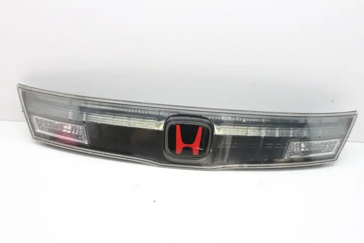 Honda Civic (2006 - 2011) Задний фонарь в крышке багажника — фото 1