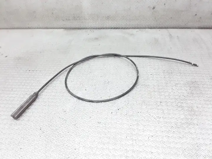 Skoda Octavia Mk2 (1Z) (2004 - 2013)   Трос замка капота