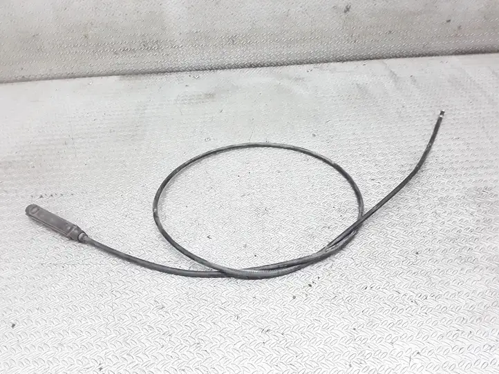 Skoda Octavia Mk2 (1Z) (2004 - 2013)   Трос замка капота