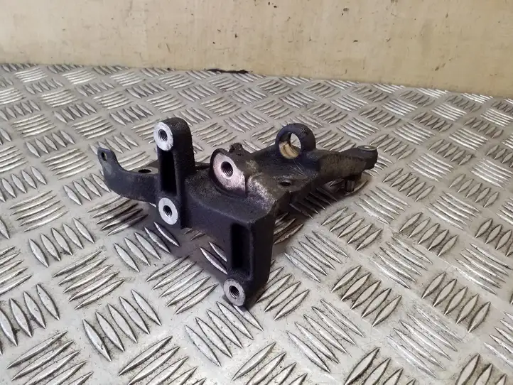Ford Mondeo MK IV (2007 - 2014) 9653249480 Кронштейн генератора — фото 1