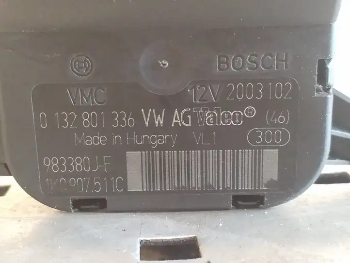 Volkswagen Eos (2010 - 2015) 1K0907511C Двигатель задвижки потока воздуха — фото 2
