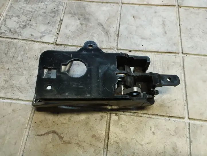 Hyundai Santa Fe (2005 - 2009) 82623CM000 Внутренняя ручка двери — фото 3