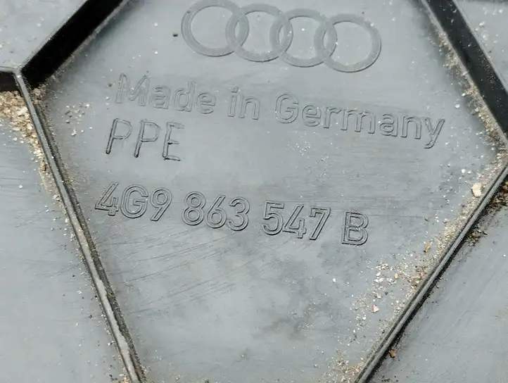 Audi A6 C7 (2011 - 2014) 4G9863547 Обшивка ниши запасного колеса — фото 2