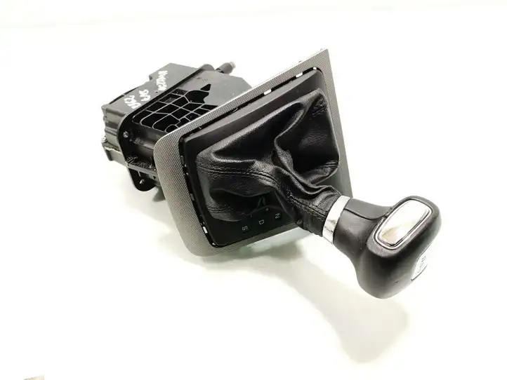 Skoda Octavia Mk2 (1Z) (2004 - 2013) 5K2713025AF Механизм переключения передач КПП (в коробке) — фото 1