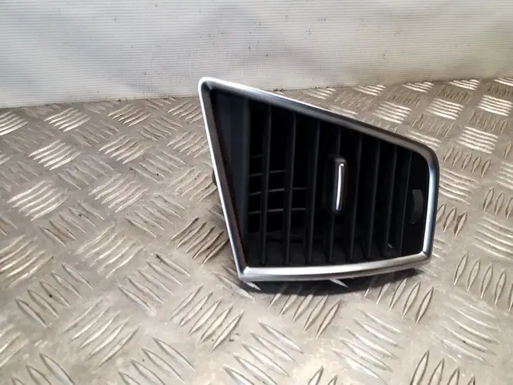 Audi Q5 SQ5 (2008 - 2012) 8R2820901B Боковой воздушный дефлектор — фото 1
