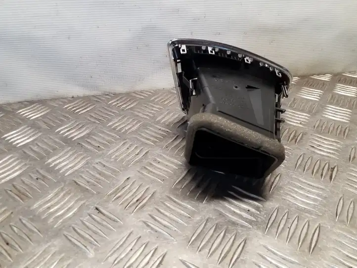 Audi Q5 SQ5 (2008 - 2012) 8R2820902B Боковой воздушный дефлектор — фото 4