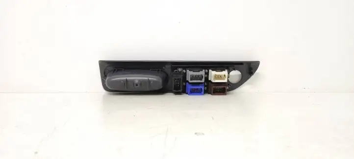 Renault Espace III (1996 - 2002) 7701686914 Кнопка стеклоподъемников — фото 2