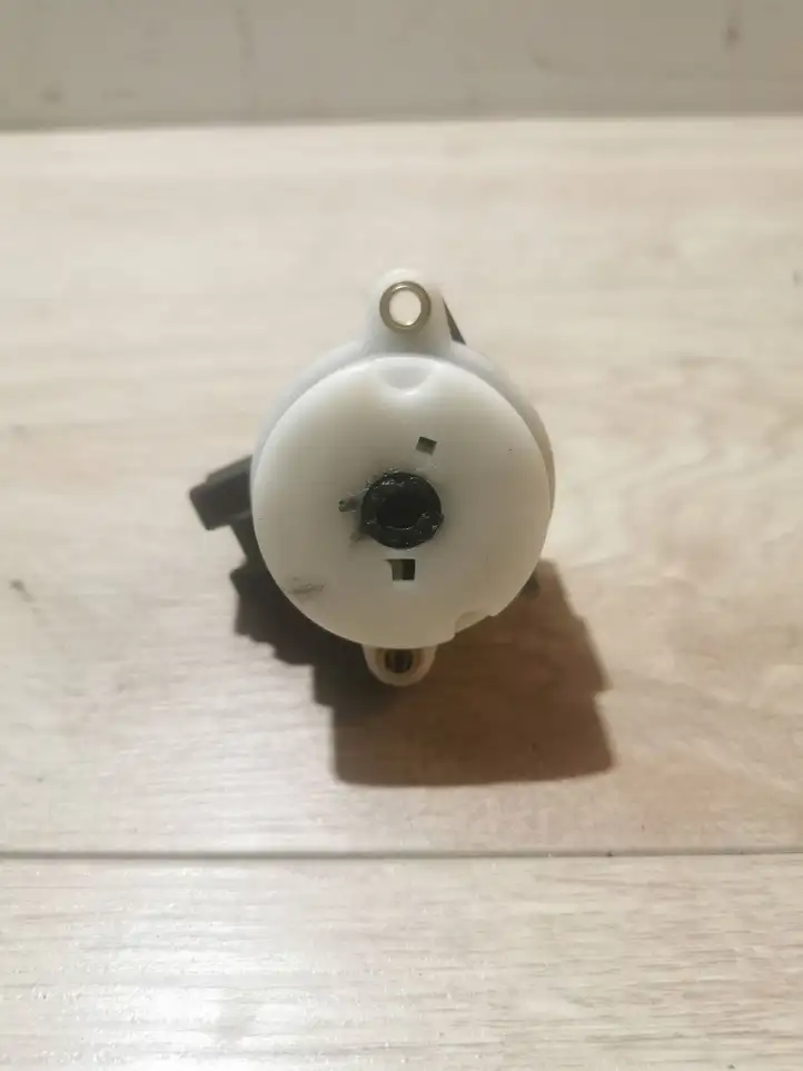 Volvo XC90 (2006 - 2014) 8645228 Контактная группа замка зажигания — фото 2