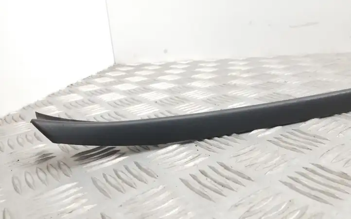 Audi Q5 SQ5 (2008 - 2012) 8R0854327A Накладка стоек лобового стекла — фото 3