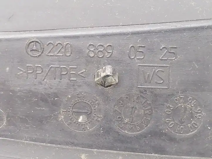 Mercedes-Benz S W220 (1998 - 2006) 2208890525 Накладка крыла — фото 9