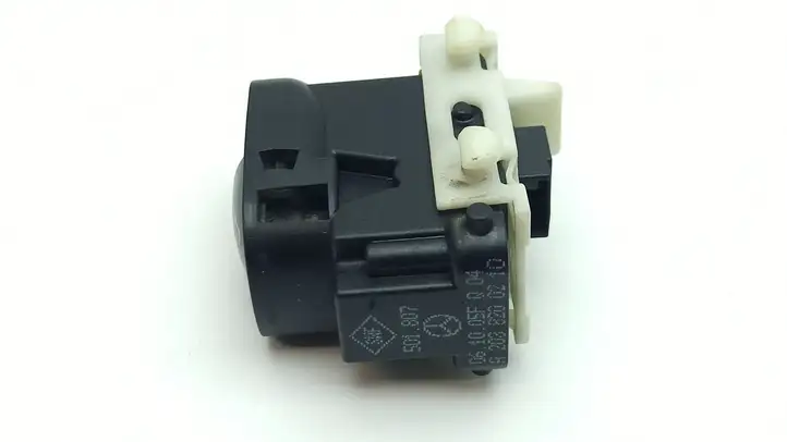 Mercedes-Benz C W203 (2000 - 2007) A2038200210 Блок кнопок стеклоподъемников — фото 10