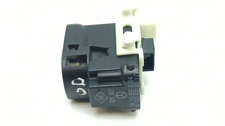 Mercedes-Benz C W203 (2000 - 2007) A2038200210 Блок кнопок стеклоподъемников — фото 4