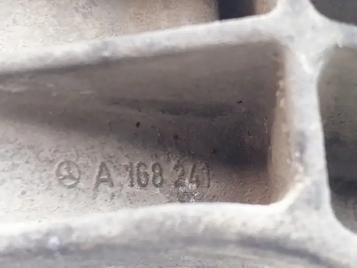 Mercedes-Benz A W168 (1997 - 2004) A1682410901 Кронштейн двигателя — фото 2