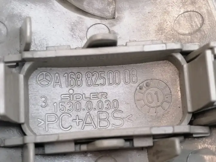 Mercedes-Benz A W168 (1997 - 2004) A1688250008 Передняя подсветка — фото 3