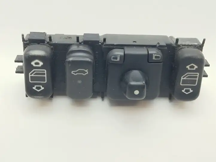 Mercedes-Benz CLK A208 (1997 - 2002) 2088200010 Блок кнопок стеклоподъемников — фото 1